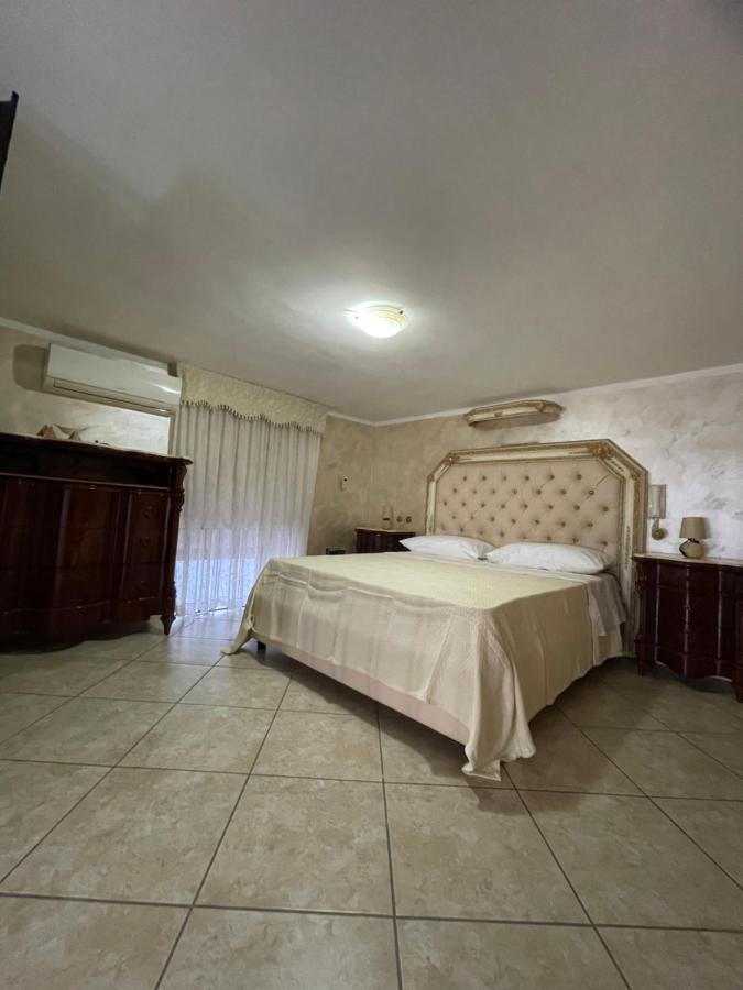 شقة Casa Di Nonna Bertina نابولي المظهر الخارجي الصورة